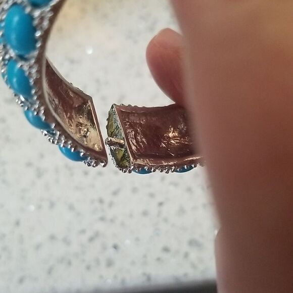 GORGEOUS WANNABE!!!BRAND NEW!!! PURCHASED IN MIAMI!!! - Picture 6 of 10